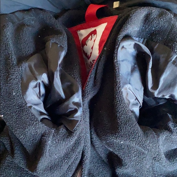 COPY - Canada 🇨🇦 weather gear faux for coat 🧥 - Picture 10 of 15